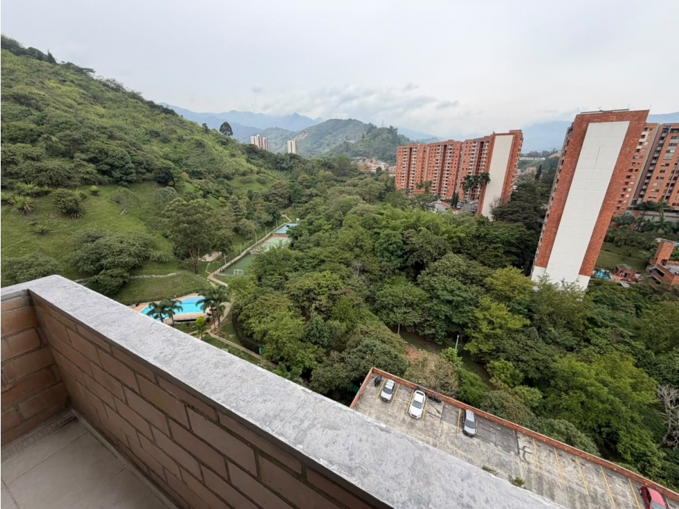 Arriendo apartamento Loma de los Bernal — foto 5