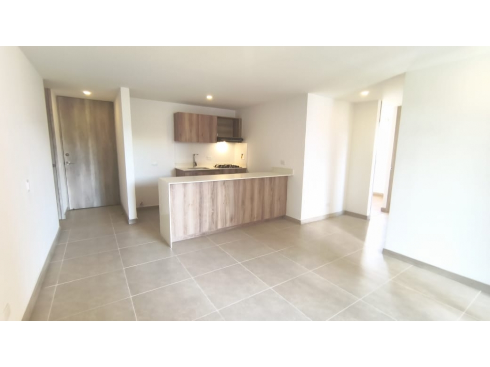 ARRIENDO APARTAMENTO CIUDAD DEL RIO