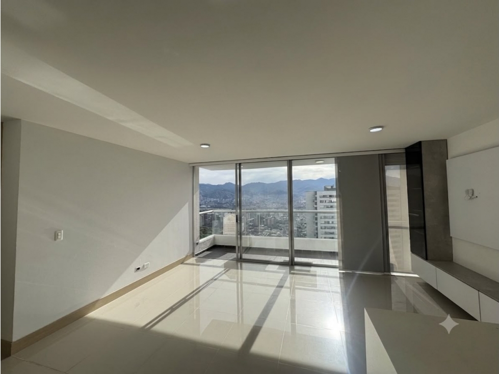 ARRIENDO APARTAMENTO LOMA DEL INDIO