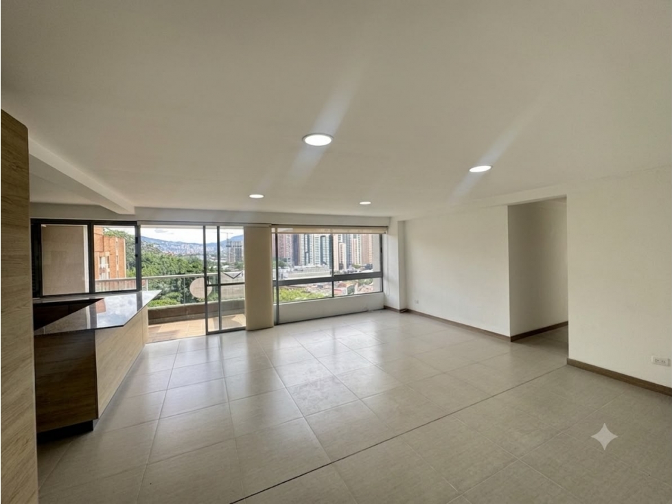ARRIENDO POBLADO-LOMA SAN JULIAN