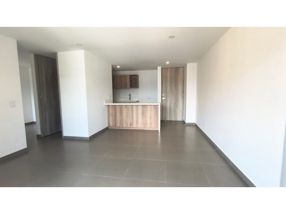 ARRIENDO APARTAMENTO CIUDAD DEL RIO