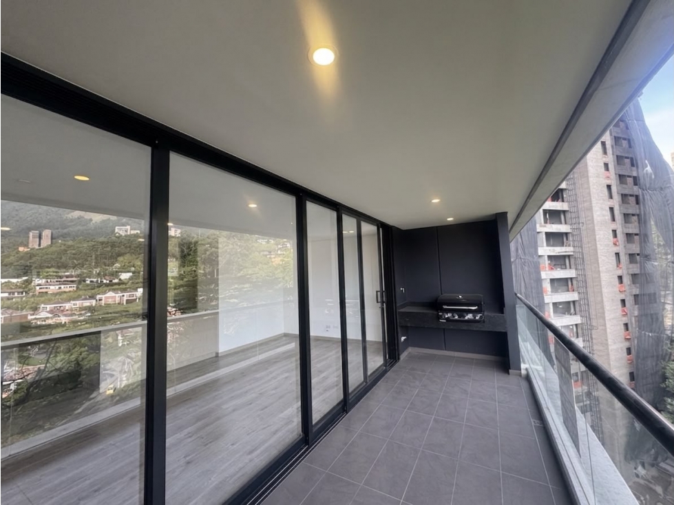 APARTAMENTO EN ALTOS DEL POBLADO — foto 2