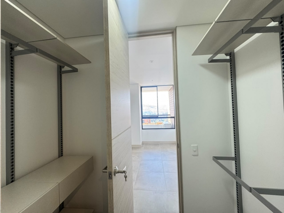 ARRIENDO APARTAMENTO LINARES — foto 4