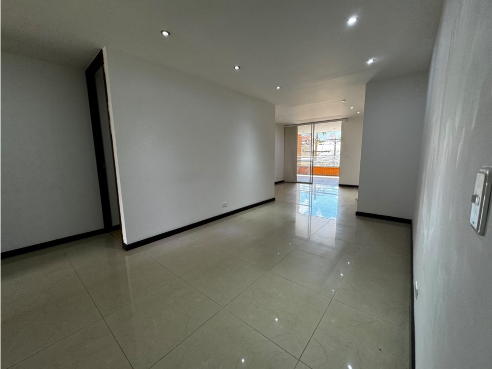 Apartamento en Arriendo en Laureles
