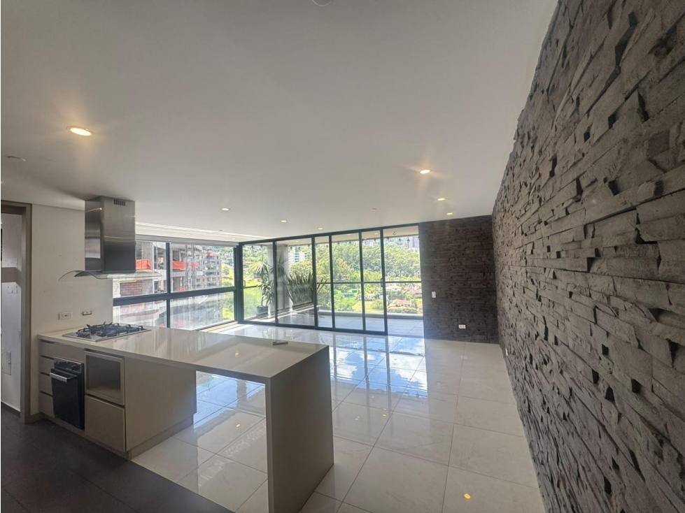 APARTAMENTO EN ALTOS DEL POBLADO — foto 3