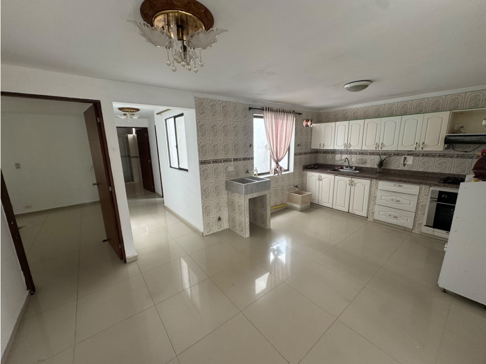 Apartamento en arriendo en Belen rosales — foto 3