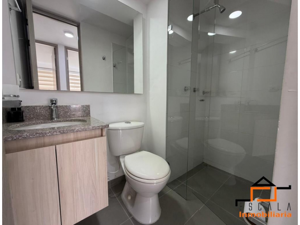 Arriendo Apartamento Loma de Los Bernal — foto 6