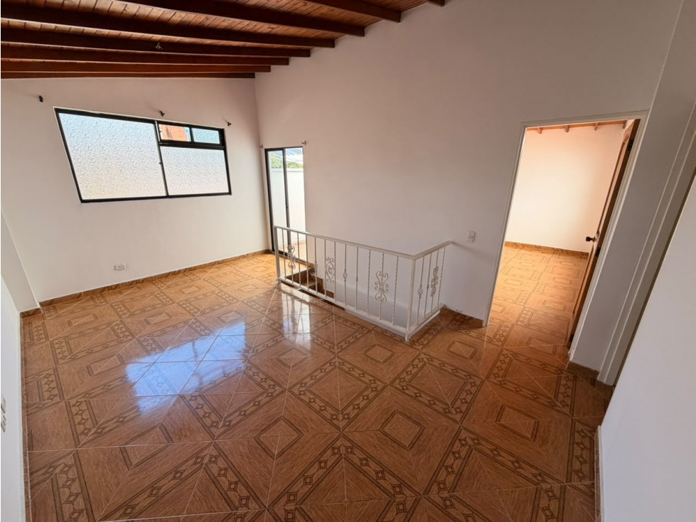 Apartamento Duplex en arriendo en la floresta — foto 5