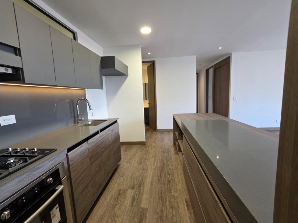PARA ESTRENAR APARTAMENTO POBLADO - LOS BALSOS — foto 2