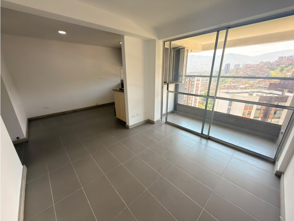 Arriendo apartamento Loma de los Bernal — foto 5