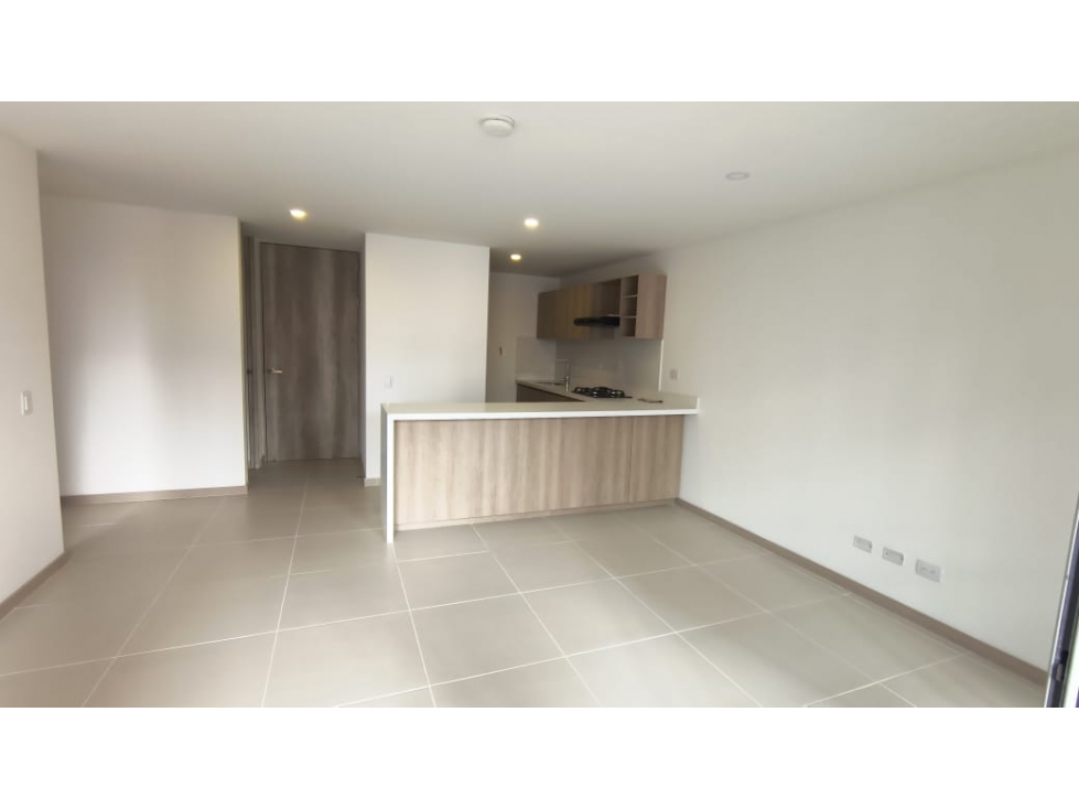 ARRIENDO APARTAMENTO CIUDAD DEL RIO — foto 3