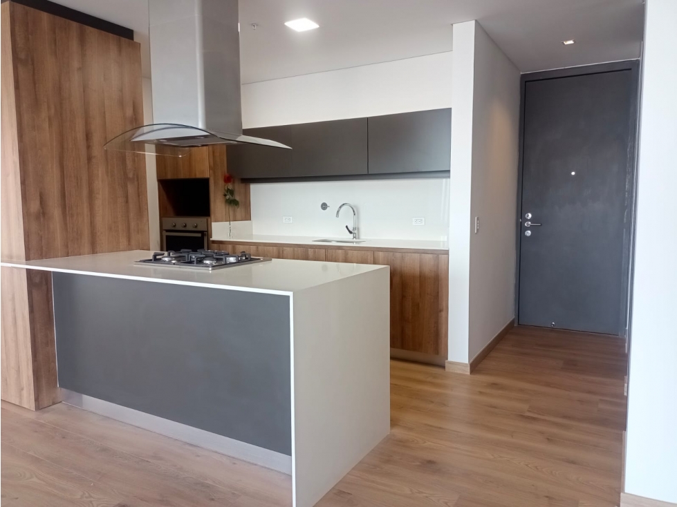 ARRIENDO APARTAMENTO ALTO DEL POBLADO — foto 3
