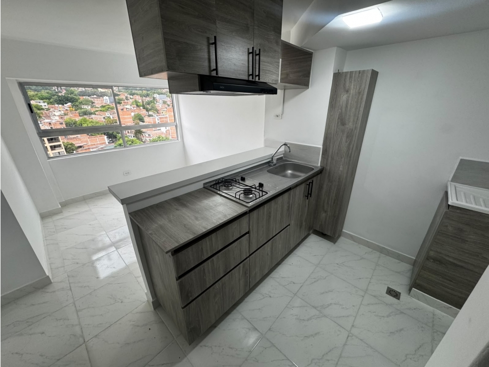 Apartamento en Arriendo Barrio Cristobal — foto 3