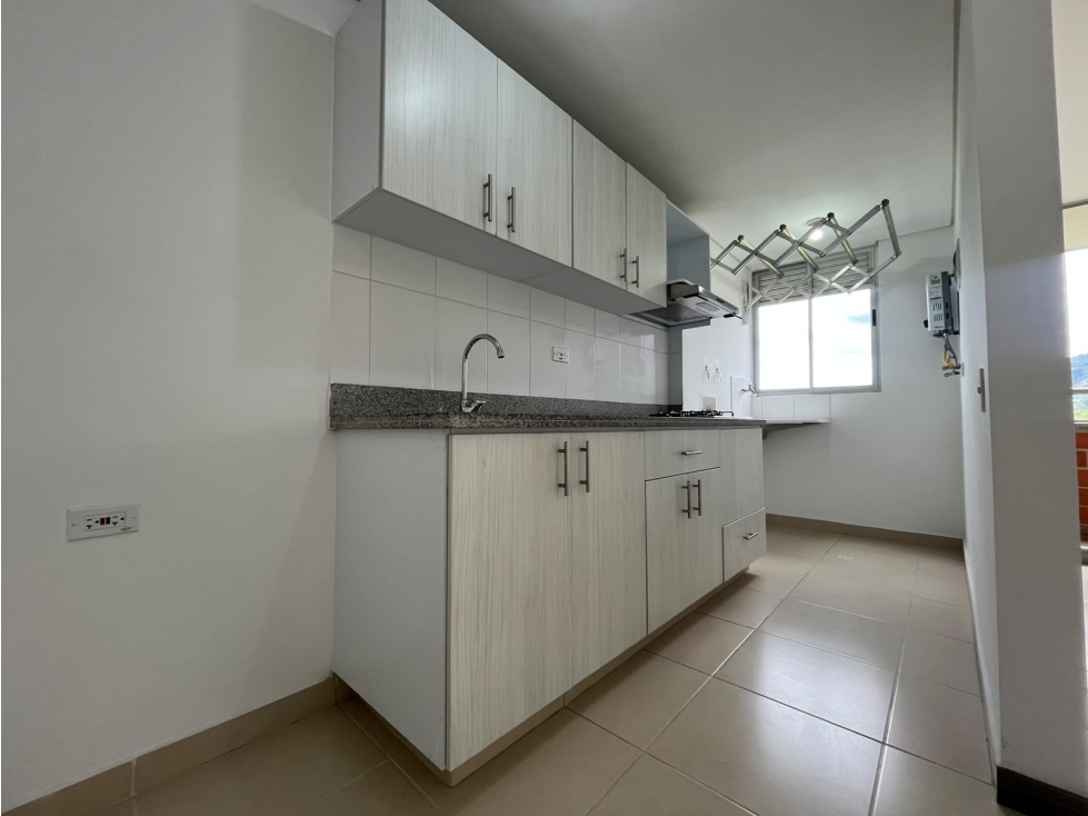 ARRIENDO APARTAMENTO EN LA ESTRELLA SECTOR FERRERIA