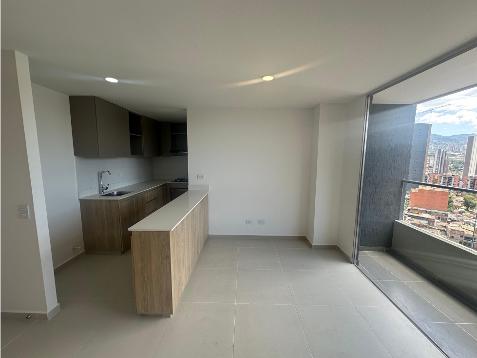 RENTO APARTAMENTO PARA ESTRENAR EN SABANETA EN PARTE PLANA — foto 2