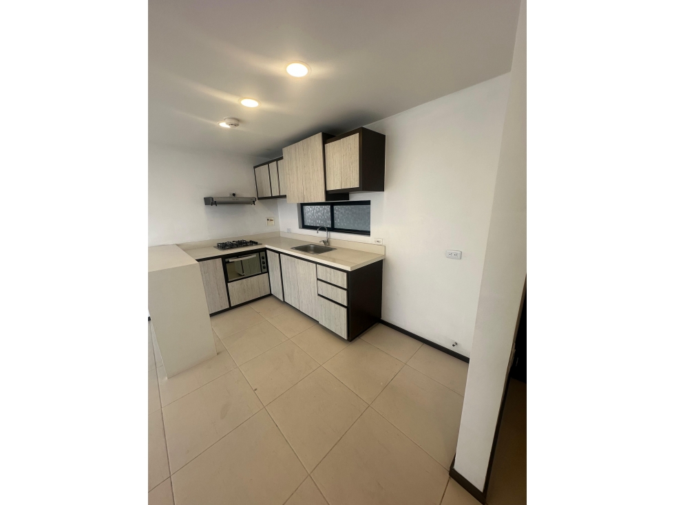 RENTO APARTAMENTO EN SABANETA UNIDAD VENTUM — foto 3