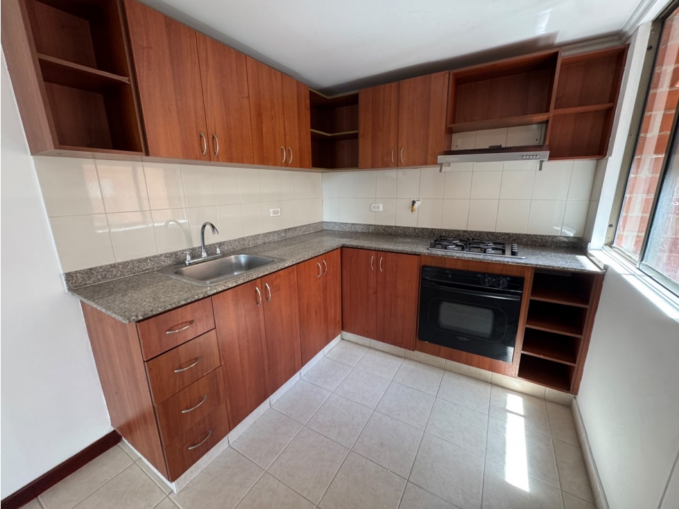 ARRIENDO APARTAMENTO ENVIGADO-PRIMAVERA — foto 3