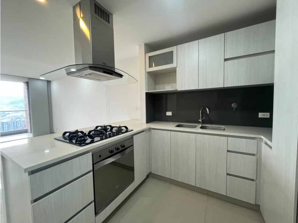 ARRIENDO APARTAMENTO ENVIGADO-ESMERALDAL — foto 2