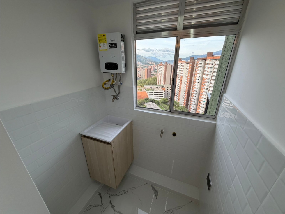 ARRIENDO APARTAMENTO EN SANTA ANA BELLO — foto 3