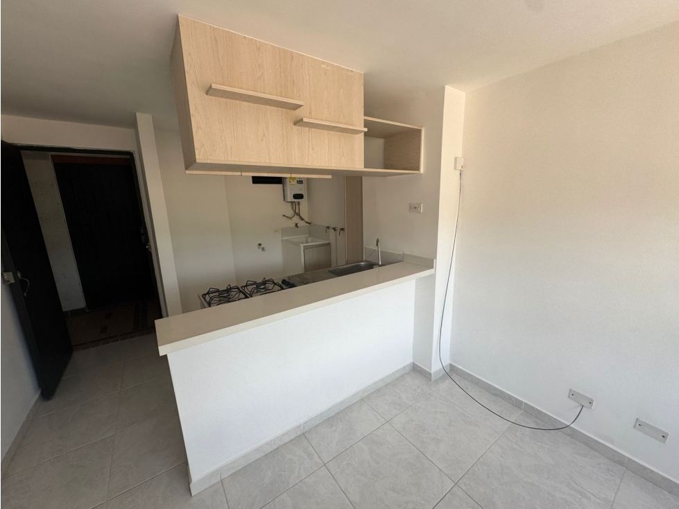 Apartamento en arriendo en Barrio cristobal — foto 3
