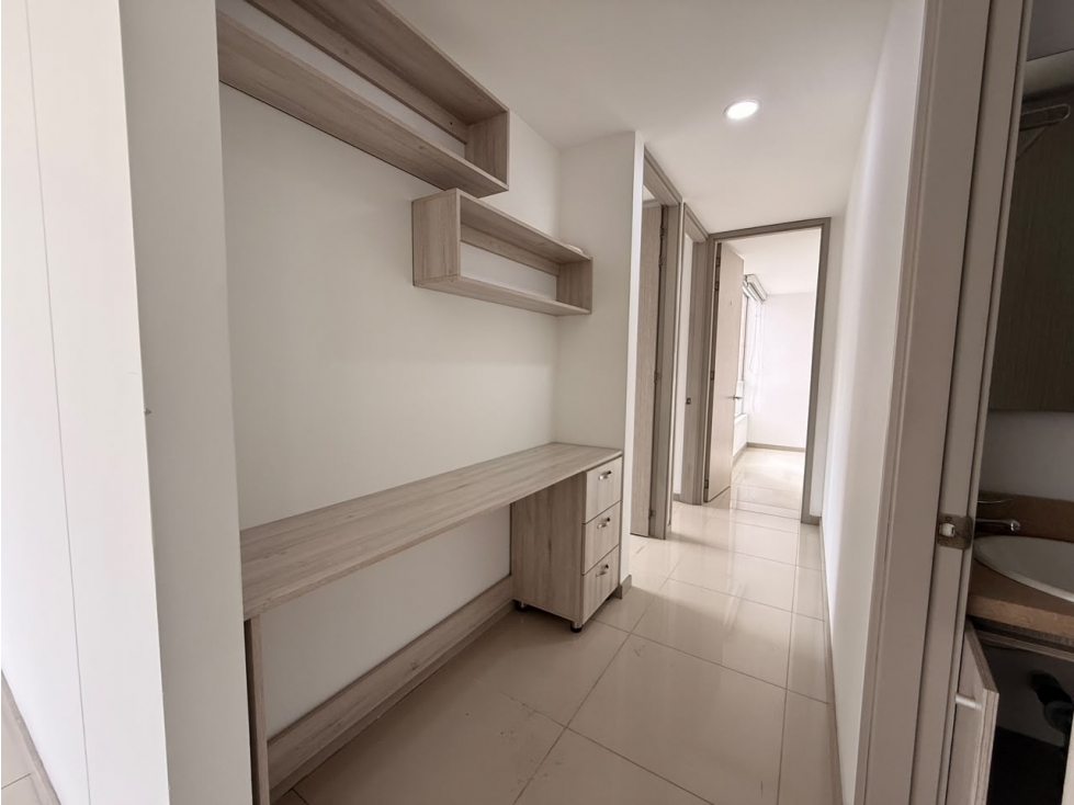 RENTO APARTAMENTO EN SABANETA PARTE PLANA CERCA A MAYORCA — foto 2