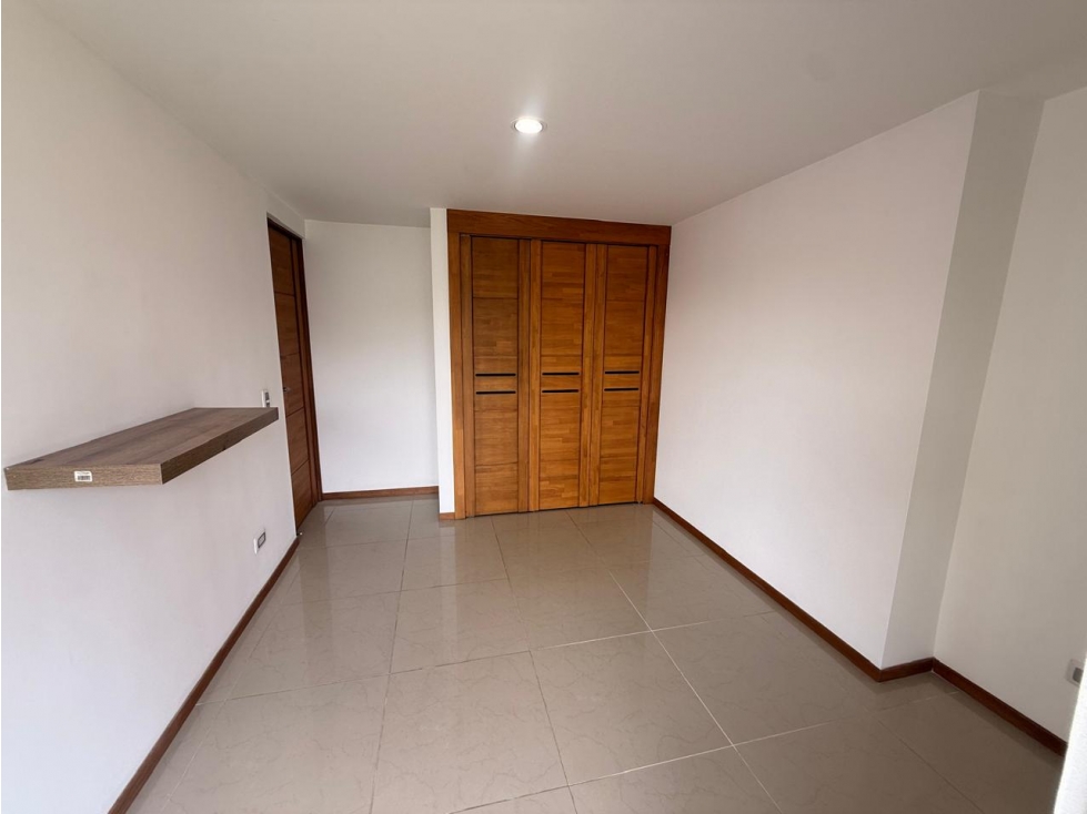 RENTO APARTAMENTO EN SABANETA UNIDAD ODONATA — foto 2