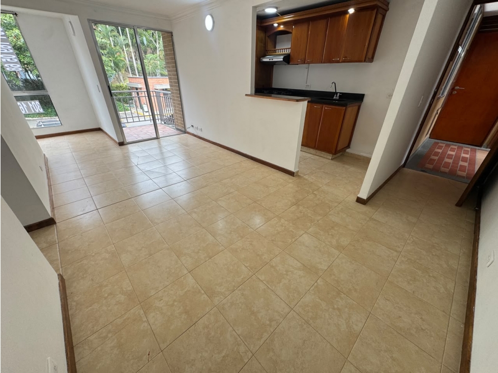 Apartamento en arriendo en Calasanz parte baja — foto 3