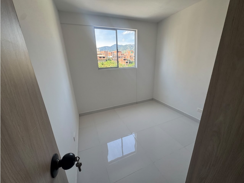 APARTAMENTO EN ARRIENDO CALASANZ — foto 5