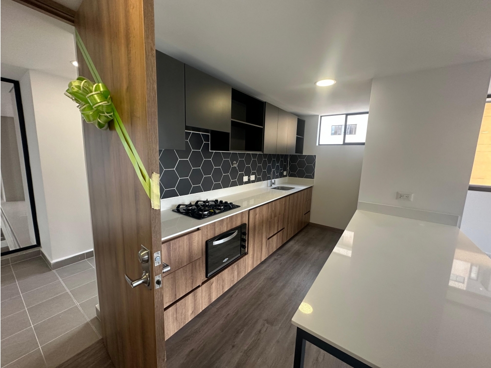 RENTO APARTAMENTO EN SABANETA UNIDAD CIVITA MAYORCA — foto 2