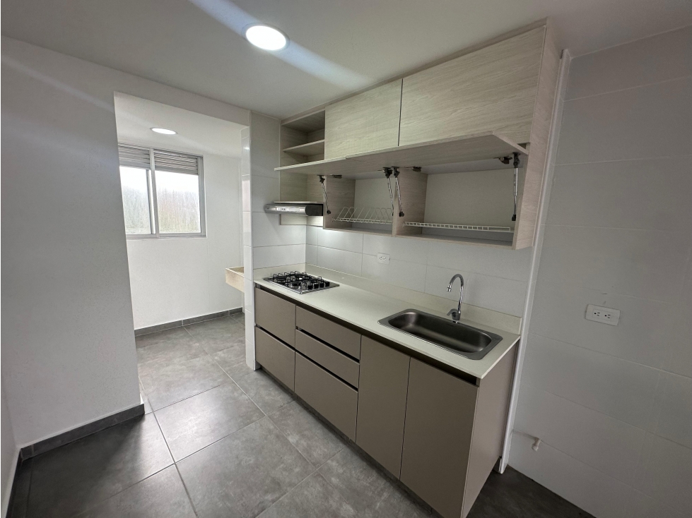 RENTO APARTAMENTO EN SABANETA — foto 2