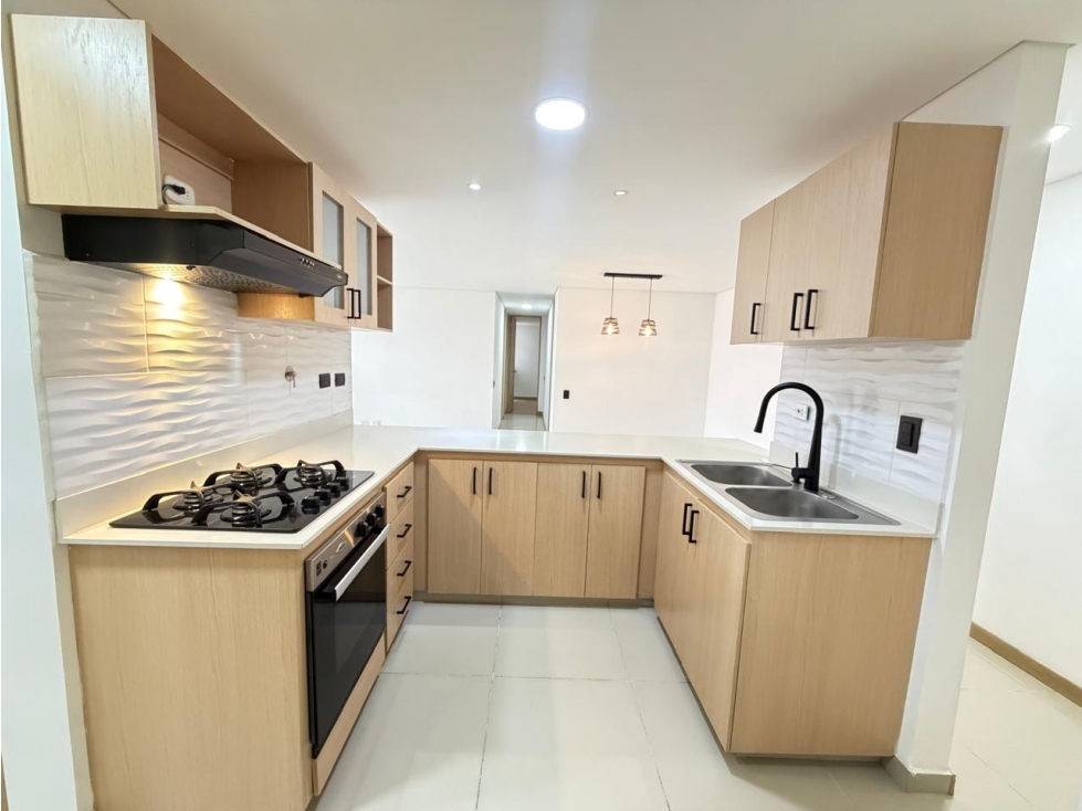 APARTAMENTO EN ARRIENDO SAN JOSE PARTE BAJA -SABANETA