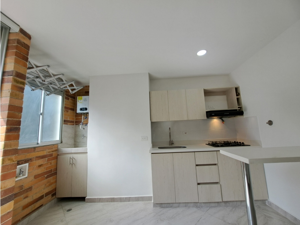 APARTAMENTO EN ARRIENDO PARQUE DE SABANETA -SABANETA — foto 2