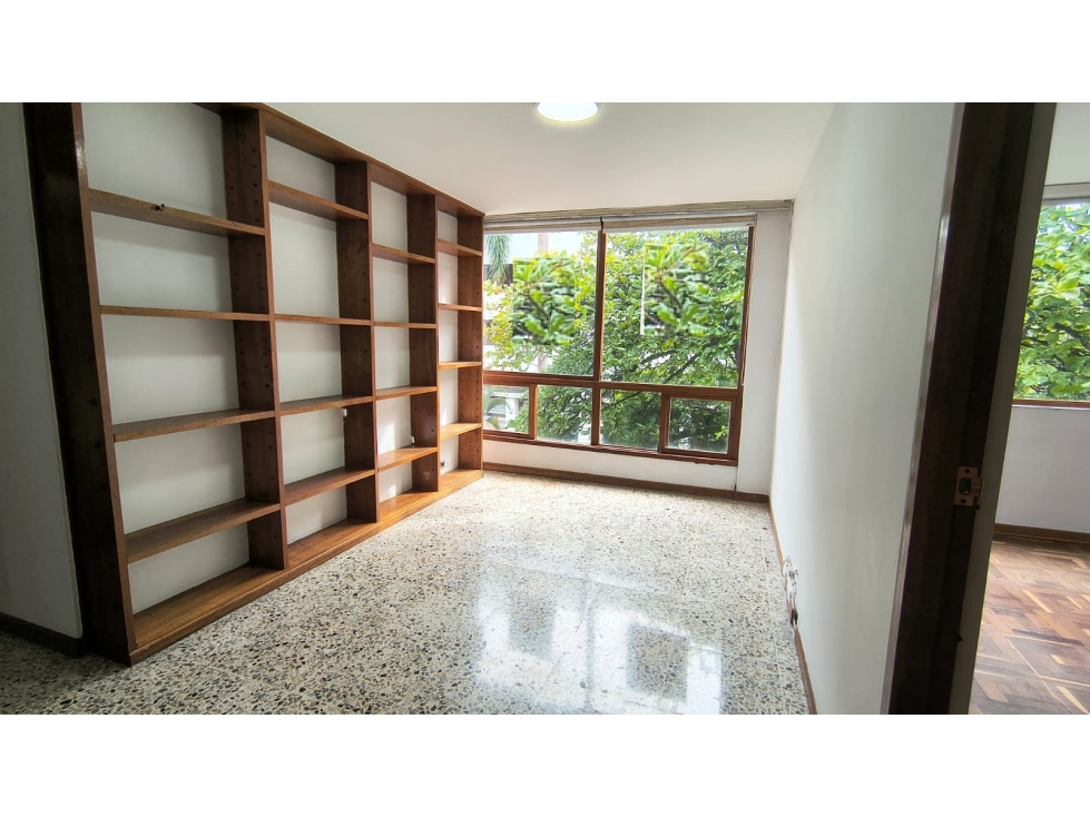 ARRIENDO APARTAMENTO POBLADO- LAS VEGAS — foto 2