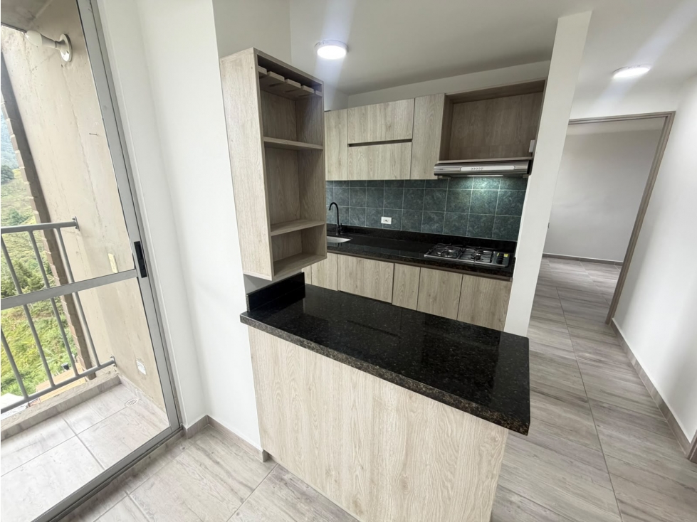 APARTAMENTO EN ARRIENDO SAN JOSE PARTE ALTA -SABANETA — foto 2