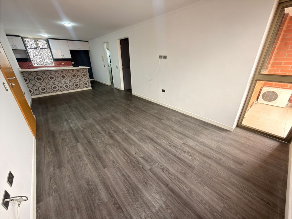 Apartaestudio en arriendo en Laureles — foto 3