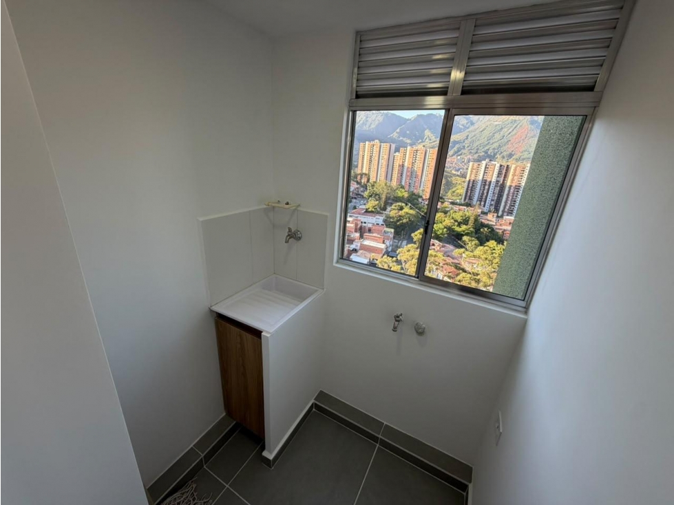 Arriendo apartamento en bello — foto 3