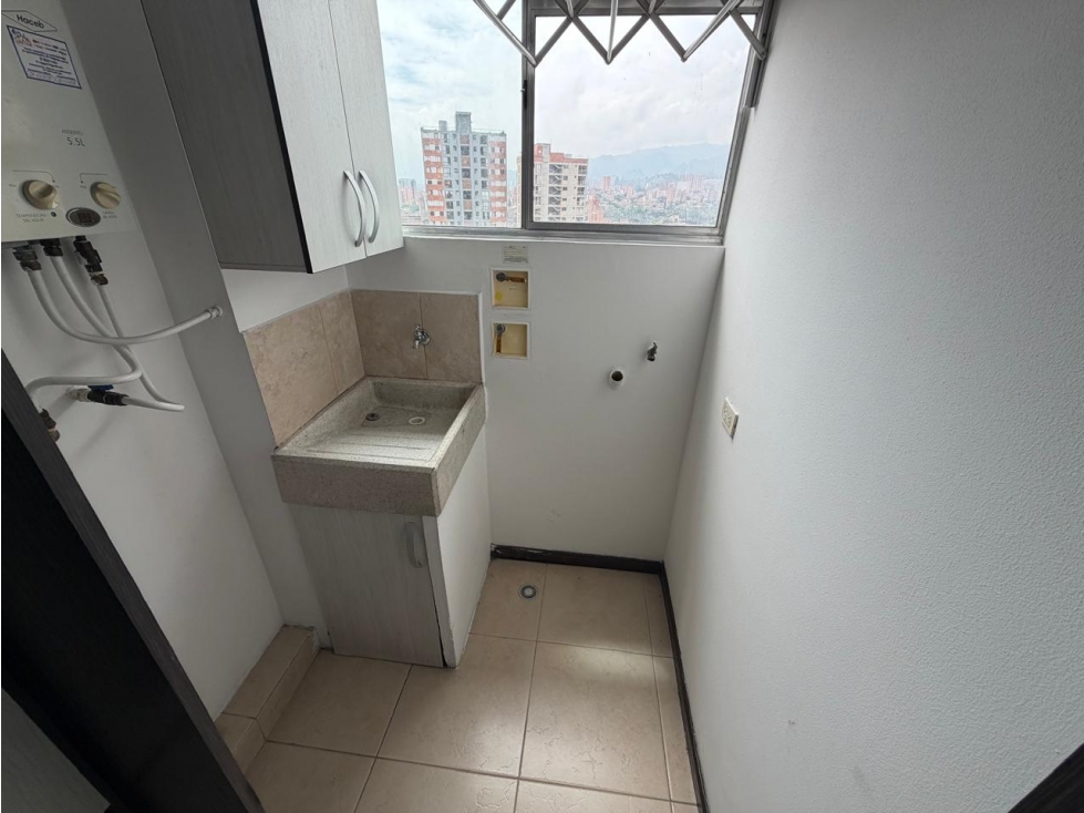 APARTAMENTO EN ARRIENDO - CALASANZ — foto 6