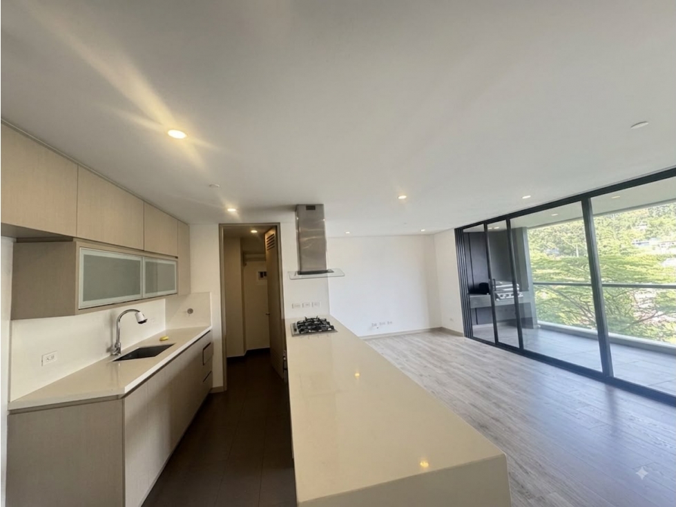 APARTAMENTO EN ALTOS DEL POBLADO — foto 4