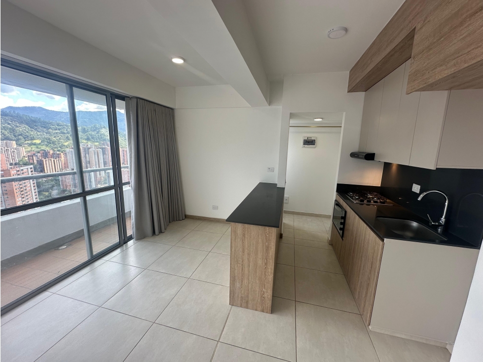 APTO EN ARRIENDO EN SABANETA