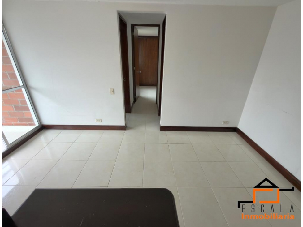 Arriendo Apartamento Loma de Los Bernal — foto 6
