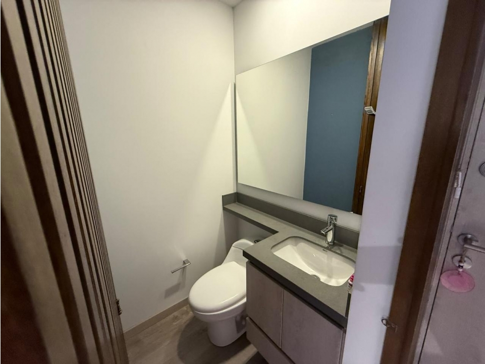 APARTAMENTO EN ALTOS DEL POBLADO — foto 6