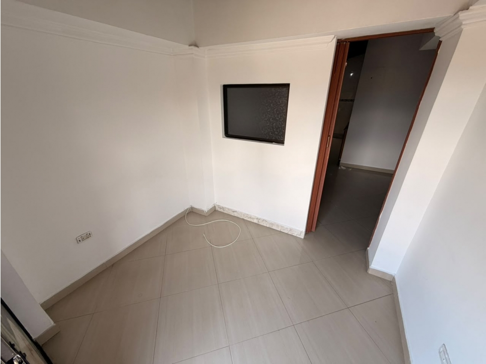 Arriendo Apartamento En La Floresta — foto 5
