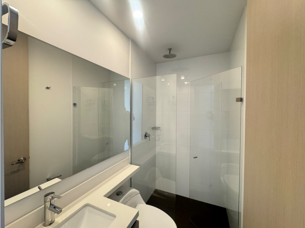 APARTAMENTO EN ALTOS DEL POBLADO — foto 5
