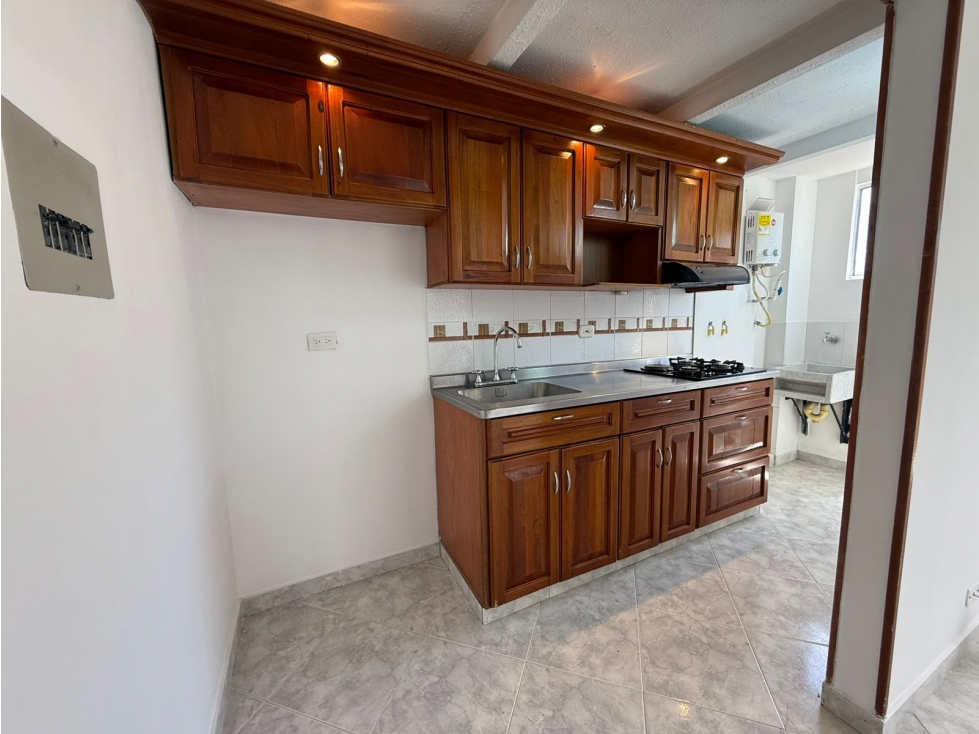 Arriendo apartamento Loma de los Bernal — foto 2