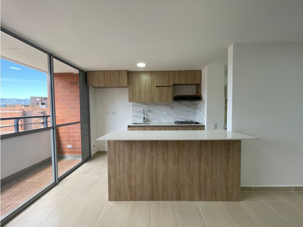 Apartamento arriendo CIUDAD COLTEJER — foto 2