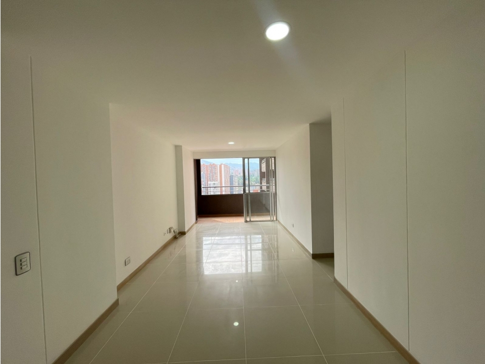 APARTAMENTO EN ARRIENDO CALLE LARGA SABANETA — foto 6