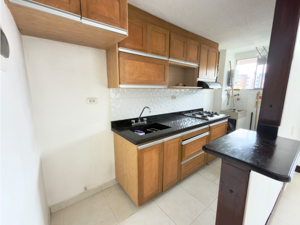 Arriendo apartamento Loma de los Bernal — foto 2
