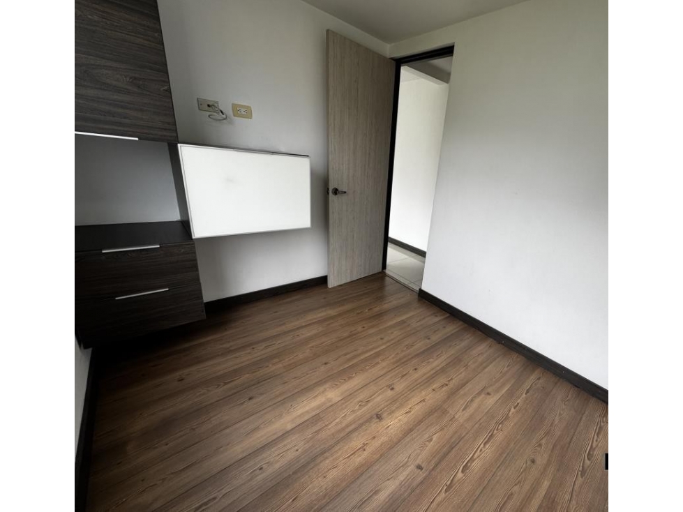 Arriendo apartamento Loma de los Bernal — foto 6