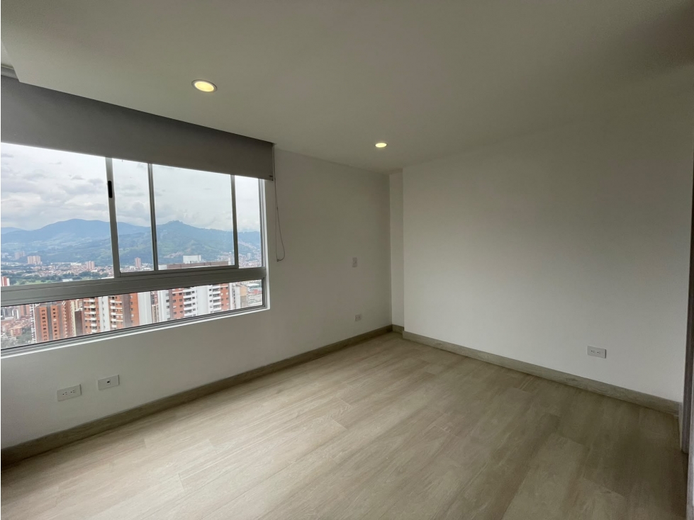 APARTAMENTO EN ARRIENDO EL CARMELO SABANETA PARTE ALTA — foto 6