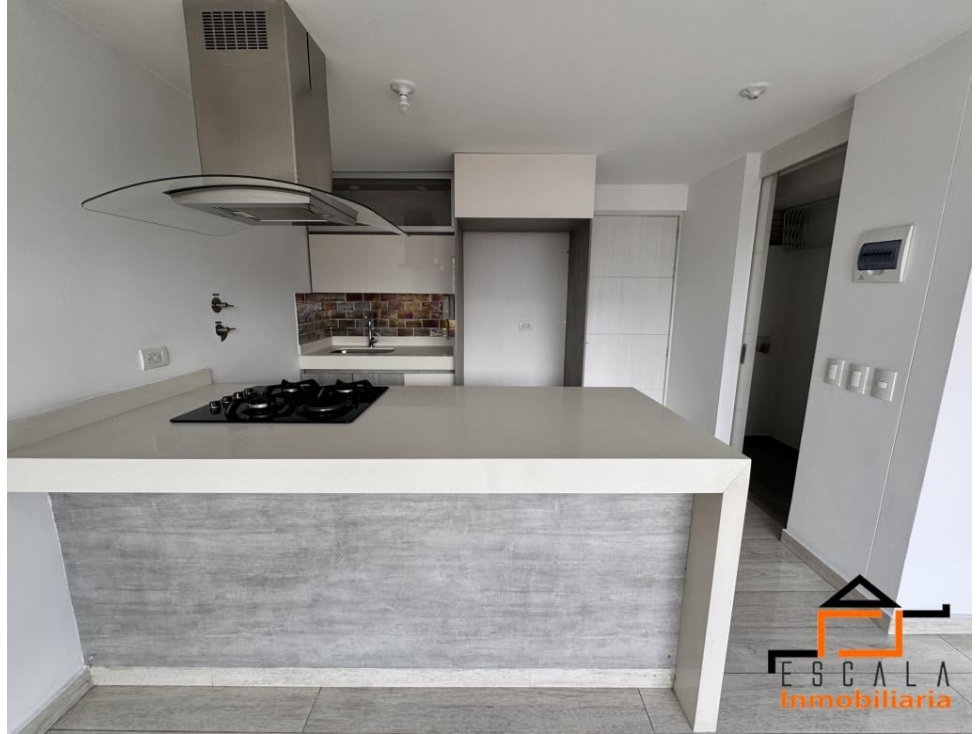 Arriendo apartamento Loma de los Bernal — foto 2